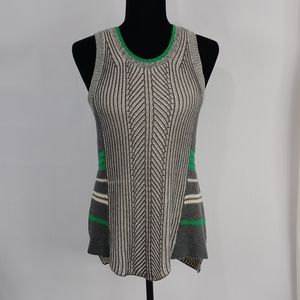 Cabi 885 Trident Sleeveless Sweater
